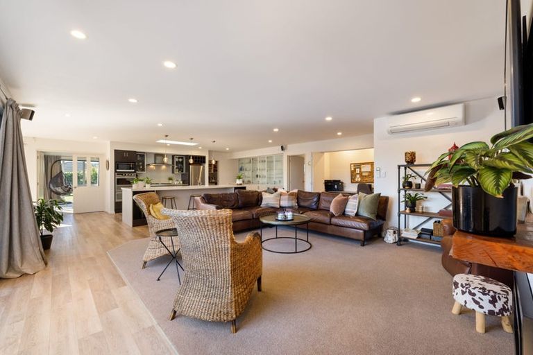 Photo of property in 2 Ormandy Court, Amberley, 7410