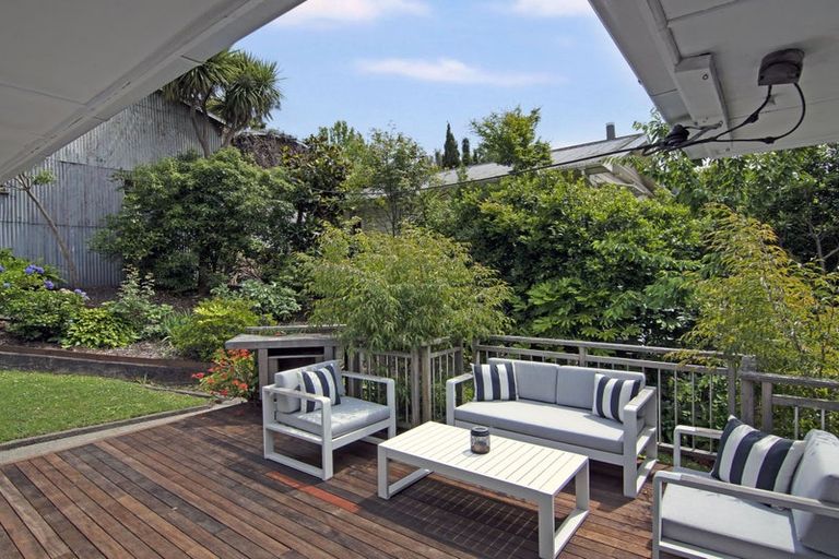 Photo of property in 53 Renwick Place, Nelson South, Nelson, 7010