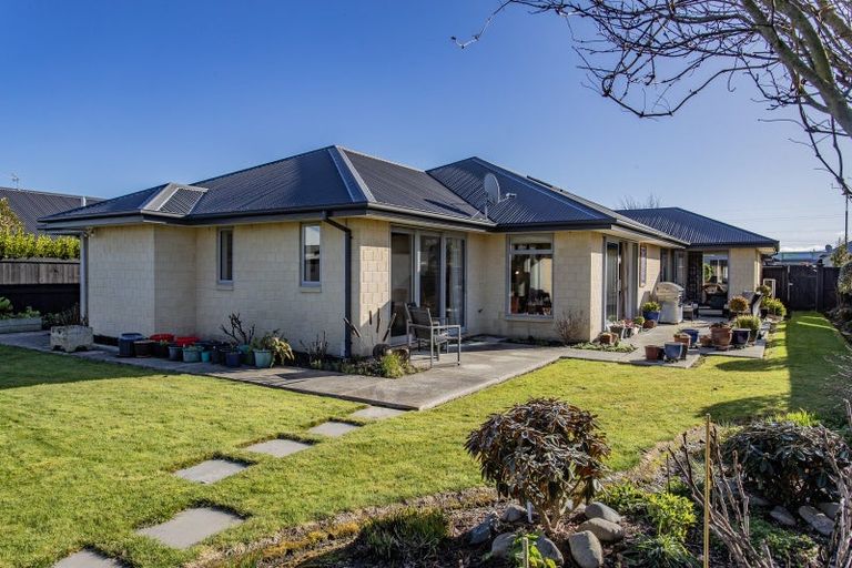 Photo of property in 20 Churchill Drive, Rangiora, 7400