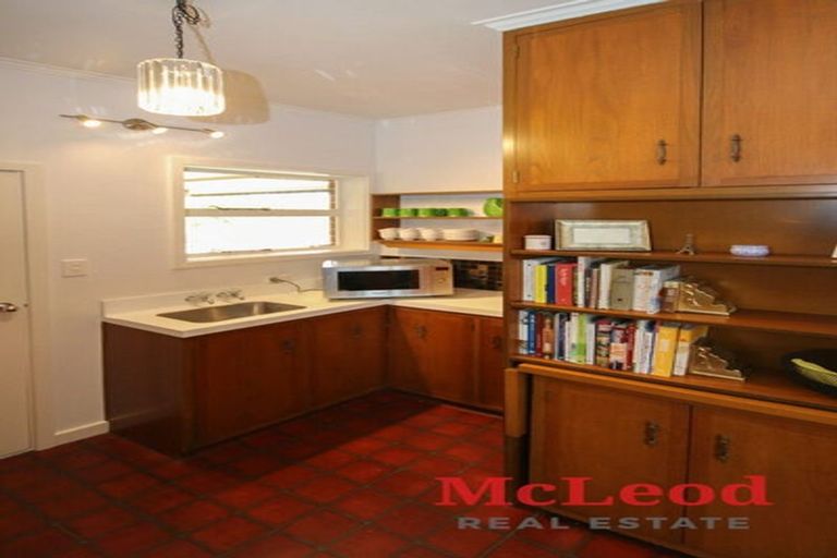 Photo of property in 61 Park Street, Ashburton, 7700