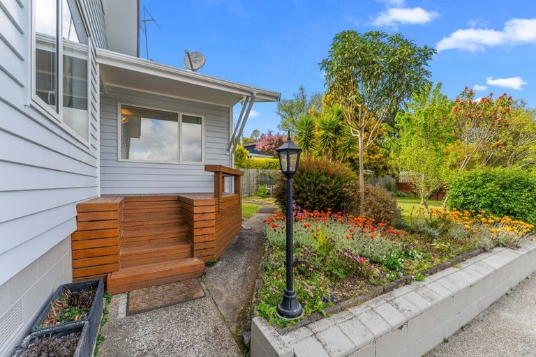 Photo of property in 17 Awatea Terrace, Lynmore, Rotorua, 3010