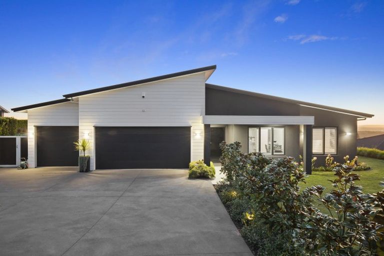 Photo of property in 19 Lawrence Carter Drive, Bombay, 2675