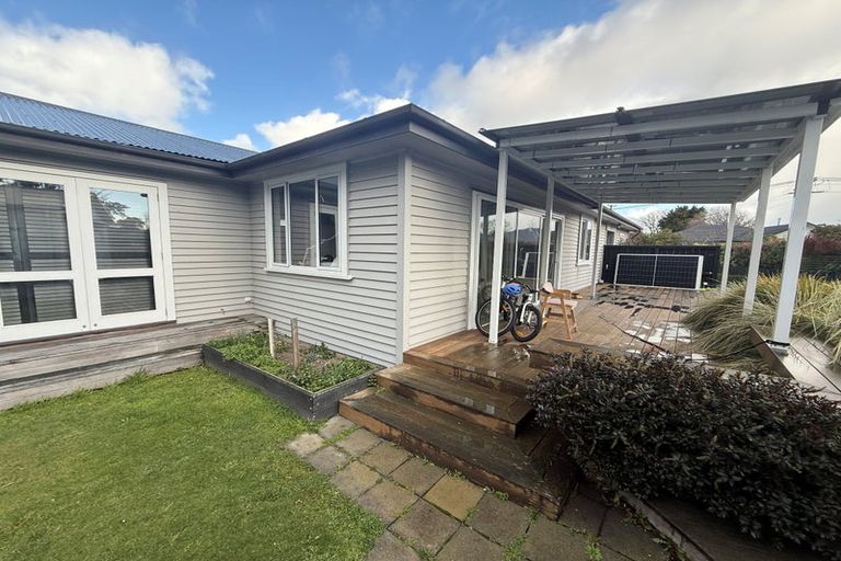 Photo of property in 10 Walnut Avenue, Strowan, Christchurch, 8052