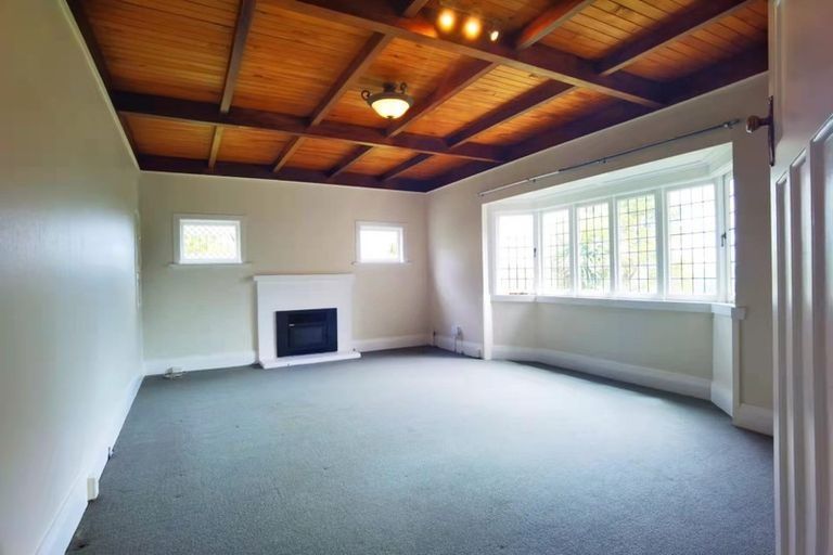 Photo of property in 69 Balmain Road, Birkenhead, Auckland, 0626