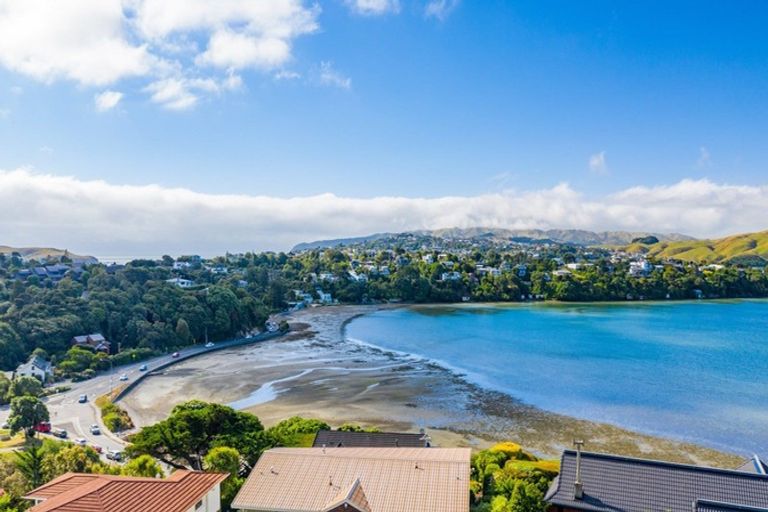 Photo of property in 16 Bosun Terrace, Whitby, Porirua, 5024