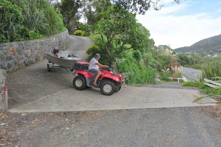 Photo of property in 1993 Whangarei Heads Road, Whangarei Heads, Whangarei, 0174
