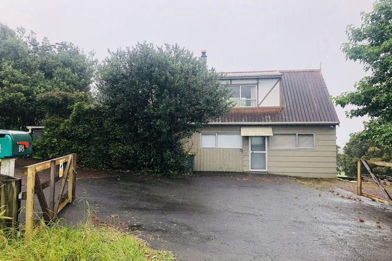 Photo of property in 18 Wilks Road West, Dairy Flat, Albany, 0794