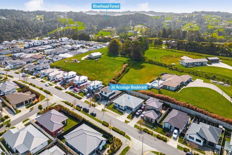 Photo of property in 36 Accolage Boulevard, Kumeu, 0810