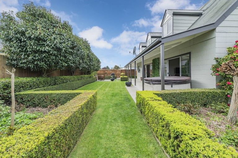 Photo of property in 21a Leeston And Lake Road, Leeston, 7632