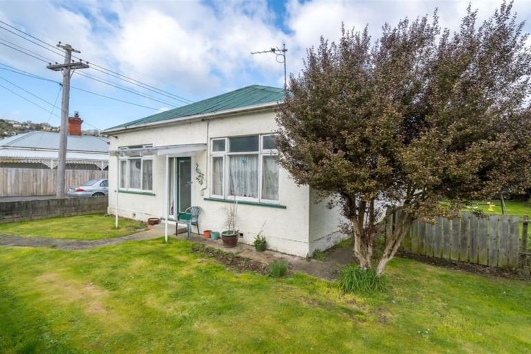 Photo of property in 39 Selwyn Street, North East Valley, Dunedin, 9010