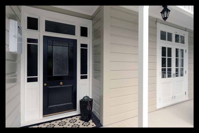 Photo of property in 35 Everest Street, Khandallah, Wellington, 6035