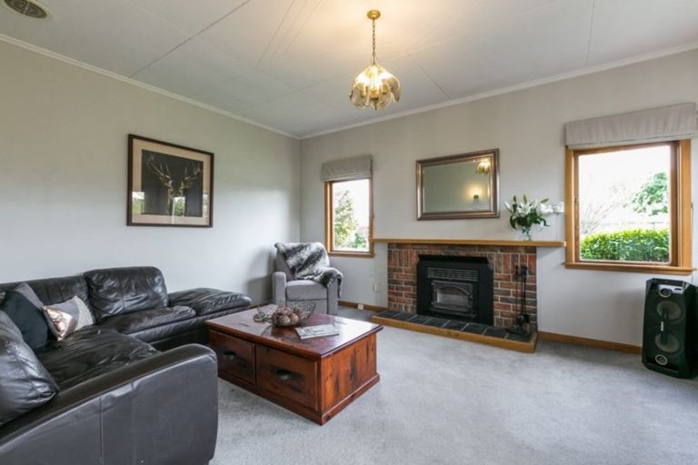 Photo of property in 207 Caroline Place, Mayfair, Hastings, 4122