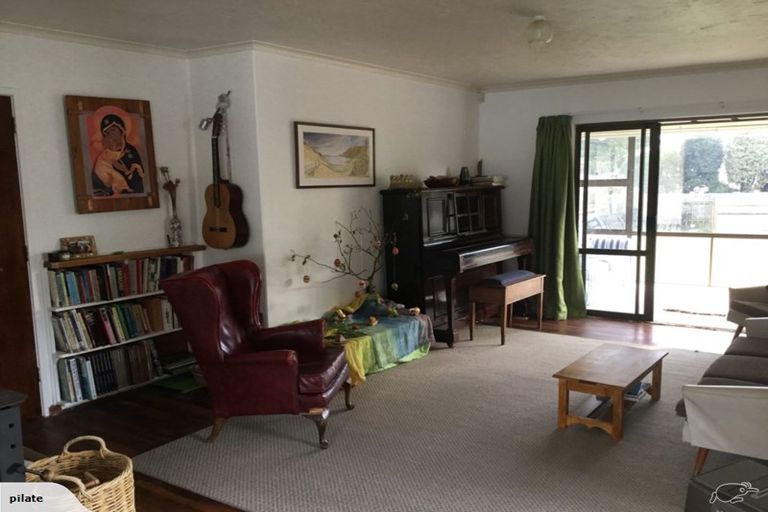 Photo of property in 83 Clyde Crescent, Roslyn, Palmerston North, 4414