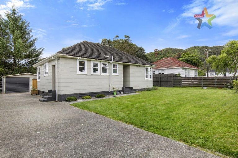 Photo of property in 25 Fleet Street, Naenae, Lower Hutt, 5011