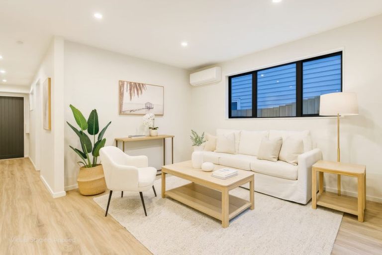 Photo of property in 8c Butterworth Drive, Glendene, Auckland, 0602