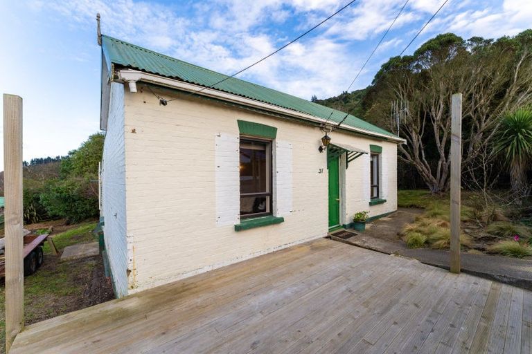 Photo of property in 31 Taupo Street, Ravensbourne, Dunedin, 9022