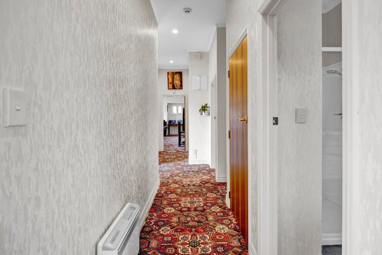 Photo of property in 19 George Street, Hawera, 4610