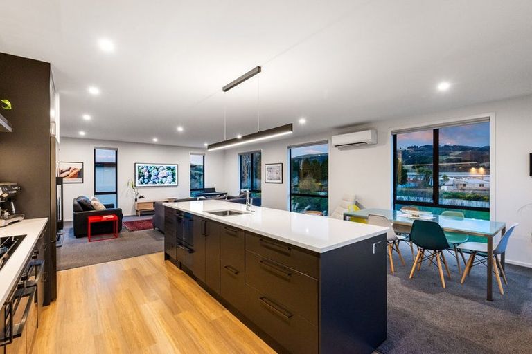 Photo of property in 25 Grandvista Drive, Green Island, Dunedin, 9018