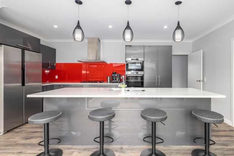 Photo of property in 9 Christow Court, Paraparaumu, 5032