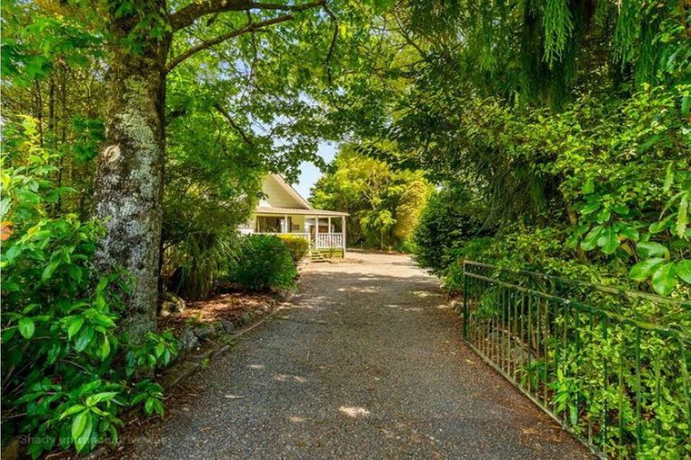Photo of property in 28 Wharetoroa Drive, Rotoiti Forest, Rotorua, 3074