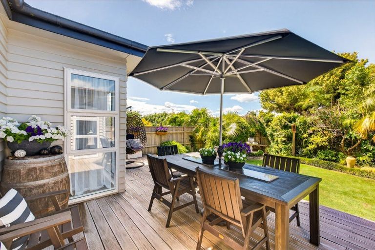 Photo of property in 17 Gallipoli Road, Onekawa, Napier, 4110