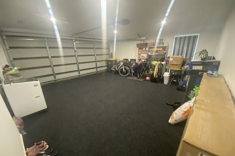 Photo of property in 1 Leatherwood Road, Takanini, 2110