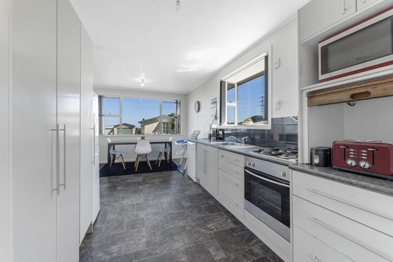 Photo of property in 55 Marama Crescent, Spotswood, New Plymouth, 4310