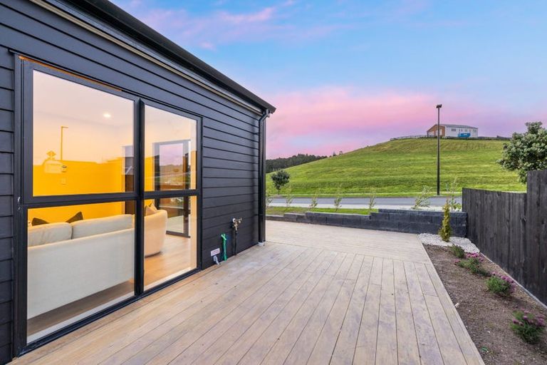 Photo of property in 33 Kapowai Way, Warkworth, 0985