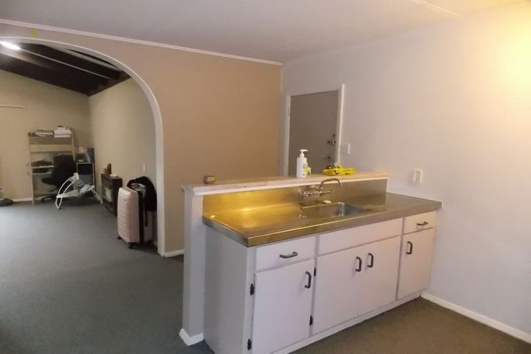 Photo of property in 34 Kelvin Grove Road, Kelvin Grove, Palmerston North, 4414