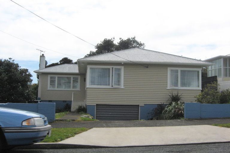 Photo of property in 13 Clyde Street, Ferndale, New Plymouth, 4310