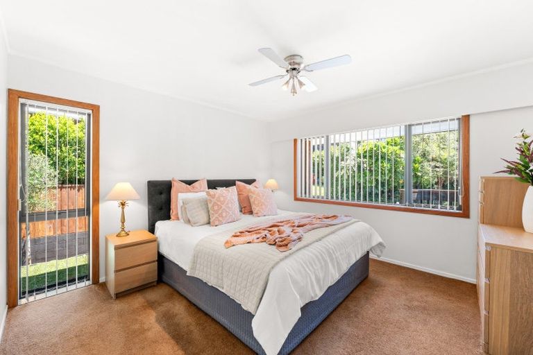 Photo of property in 36 Montclair Rise, Browns Bay, Auckland, 0630