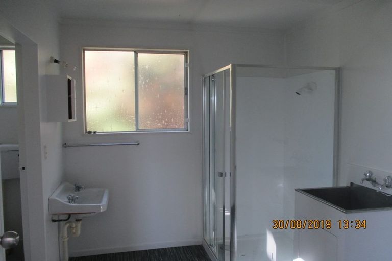 Photo of property in 13 Haven Grove, Naenae, Lower Hutt, 5011