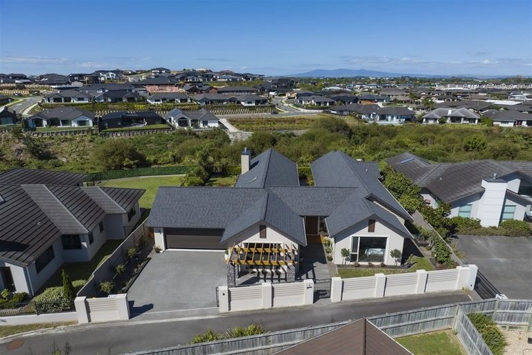 Photo of property in 6 Platina Place, Flagstaff, Hamilton, 3210