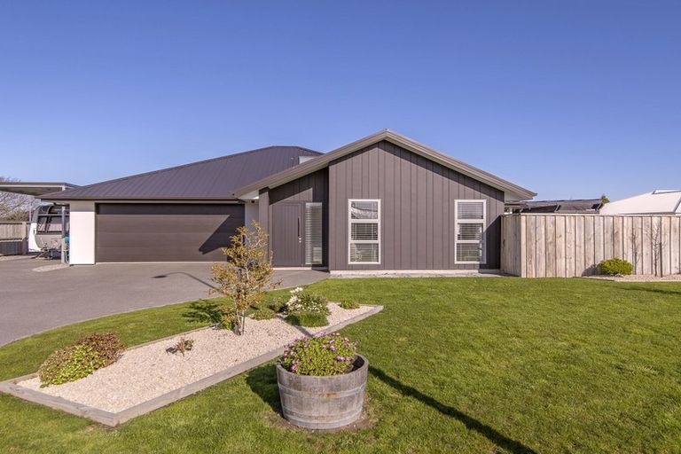 Photo of property in 7 Claremont Crescent, Amberley, 7410