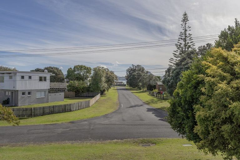 Photo of property in 20 Hardy Place, Cooks Beach, Whitianga, 3591