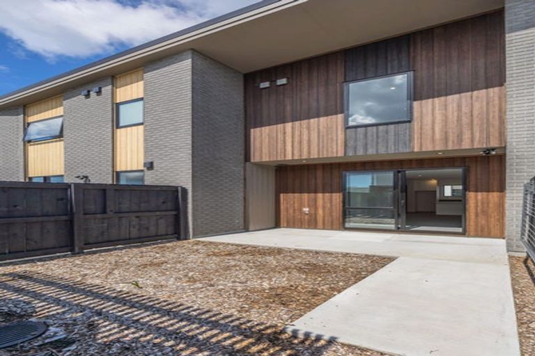 Photo of property in 24 Arvo Lane, Hobsonville, Auckland, 0616