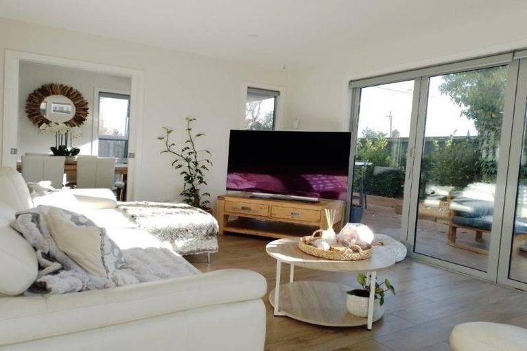 Photo of property in 3 Guild Street, Richmond, Christchurch, 8013