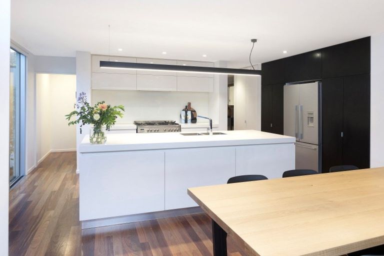 Photo of property in 29 Idris Road, Fendalton, Christchurch, 8052