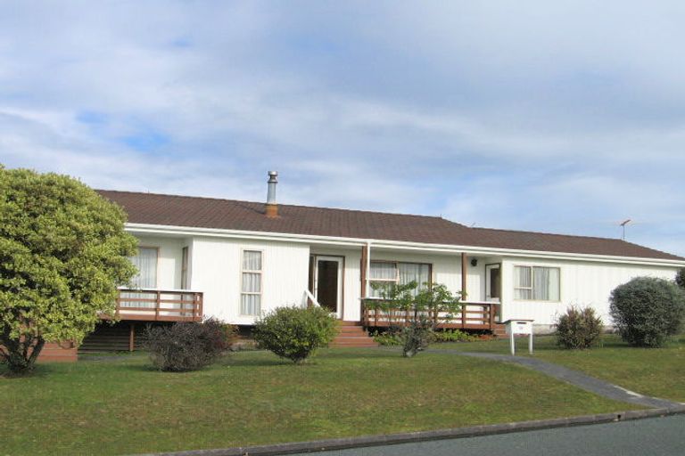 Photo of property in 32 Snells Beach Road, Snells Beach, 0920