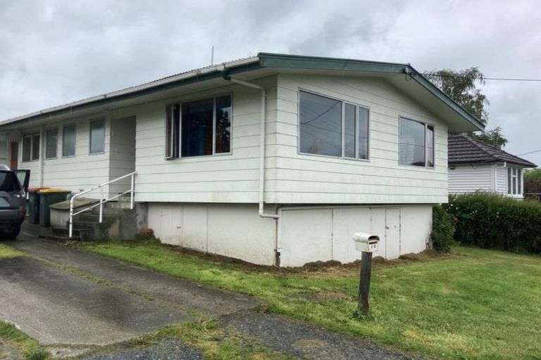 Photo of property in 16 Lancaster Street, Lawrence, 9532