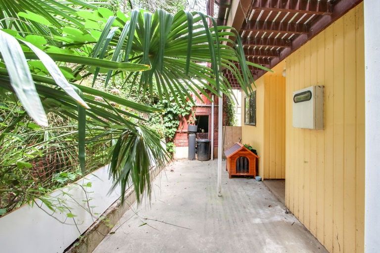 Photo of property in 28 Hospital Terrace, Hospital Hill, Napier, 4110