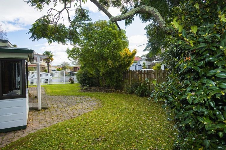 Photo of property in 21 Stout Street, Whataupoko, Gisborne, 4010