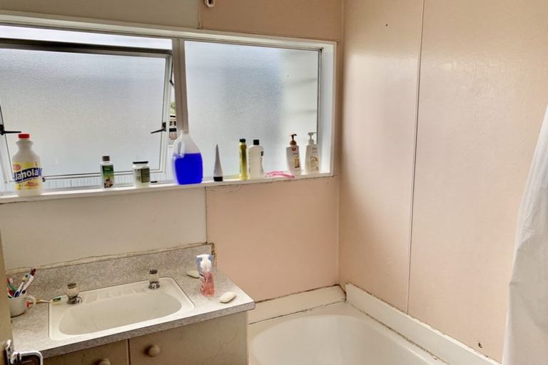 Photo of property in 10 Braemar Street, Levin, 5510