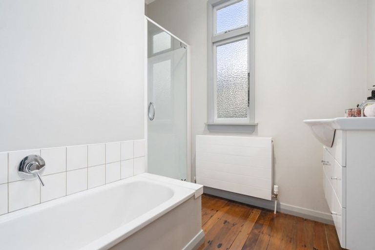 Photo of property in 101 Gover Street, New Plymouth, 4310