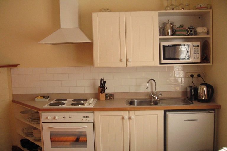 Photo of property in 7 Rattray Street, Devonport, Auckland, 0624