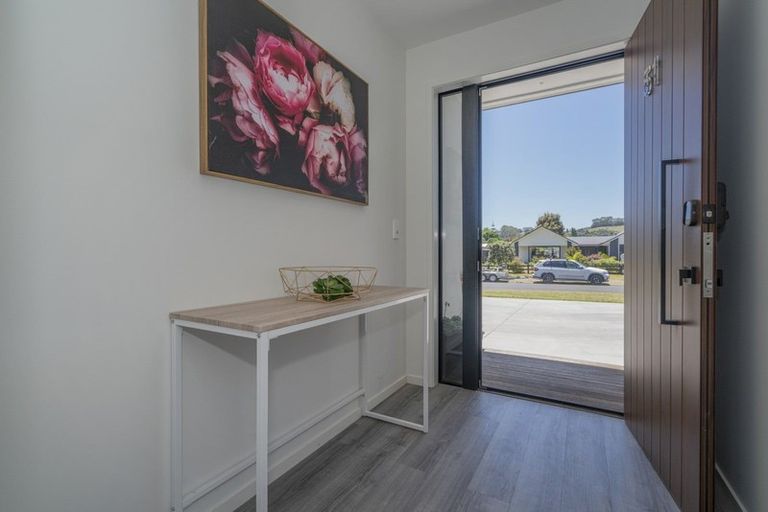Photo of property in 51 Longreach Drive, Cooks Beach, Whitianga, 3591