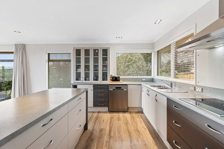 Photo of property in 4 Swanton Drive, Huntsbury, Christchurch, 8022