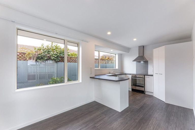 Photo of property in 21a Belfast Road, Belfast, Christchurch, 8051