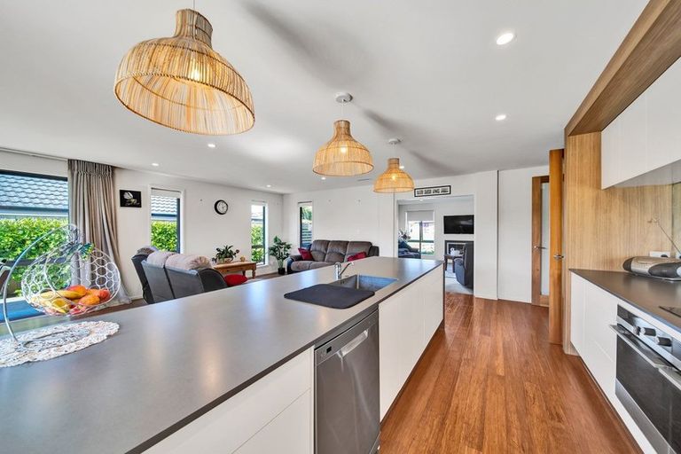 Photo of property in 81 Dillon Drive, Bell Block, New Plymouth, 4312