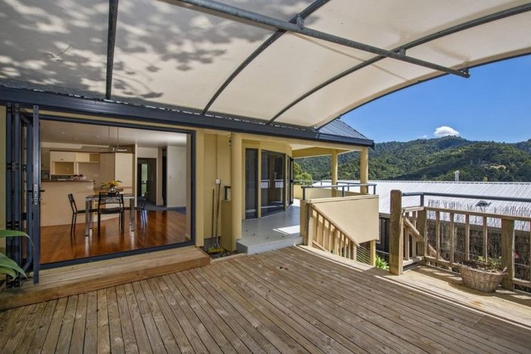 Photo of property in 92 Ngahere Drive, Horahora, Whangarei, 0110